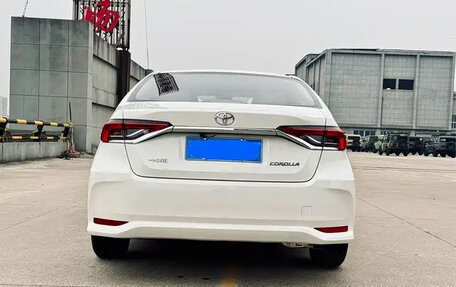Toyota Corolla, 2022 год, 1 380 000 рублей, 5 фотография