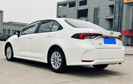 Toyota Corolla, 2022 год, 1 380 000 рублей, 6 фотография