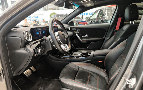 Mercedes-Benz A-Класс AMG, 2022 год, 4 350 000 рублей, 20 фотография