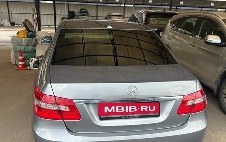 Mercedes-Benz E-Класс, 2011 год, 1 250 000 рублей, 3 фотография