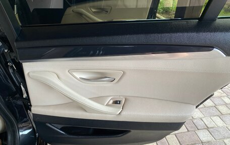 BMW 5 серия, 2011 год, 1 800 000 рублей, 15 фотография