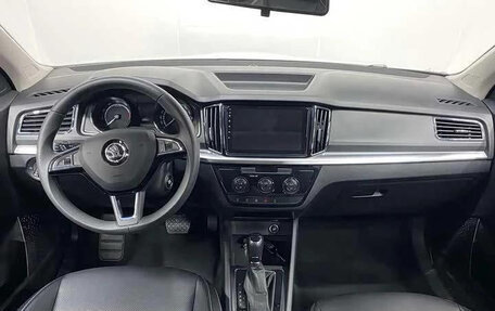 Skoda Kamiq I, 2022 год, 1 500 000 рублей, 6 фотография