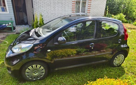 Peugeot 107 I рестайлинг, 2011 год, 400 000 рублей, 4 фотография