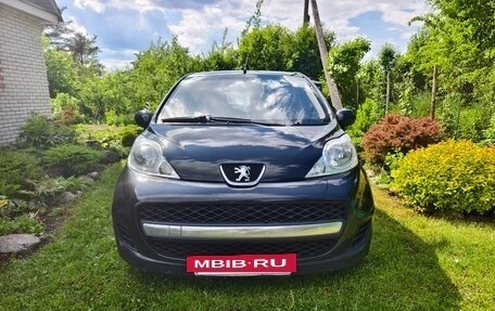 Peugeot 107 I рестайлинг, 2011 год, 400 000 рублей, 2 фотография