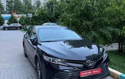 Toyota Camry, 2020 год, 2 100 000 рублей, 1 фотография