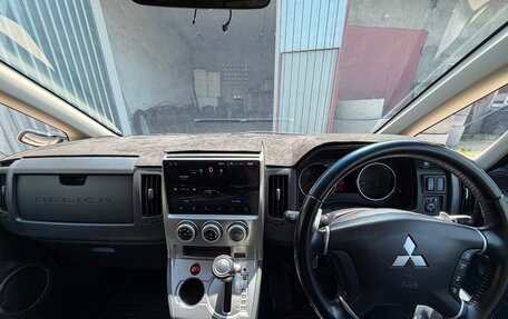 Mitsubishi Delica D:5 I, 2007 год, 2 100 000 рублей, 13 фотография
