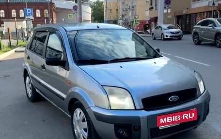 Ford Fusion I, 2005 год, 248 000 рублей, 2 фотография