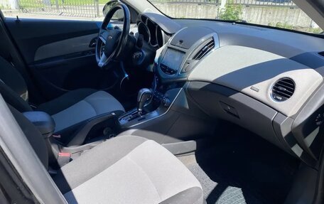Chevrolet Cruze II, 2015 год, 825 000 рублей, 9 фотография