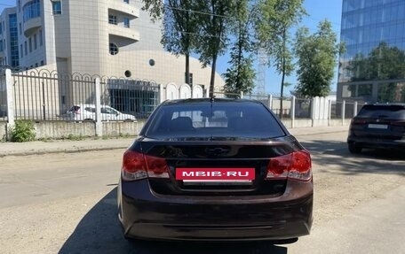 Chevrolet Cruze II, 2015 год, 825 000 рублей, 4 фотография