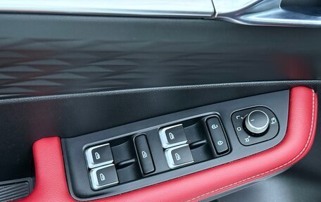 Geely Coolray I, 2024 год, 1 900 000 рублей, 10 фотография