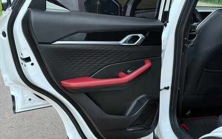 Geely Coolray I, 2024 год, 1 900 000 рублей, 13 фотография