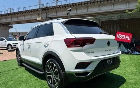 Volkswagen T-Roc I, 2022 год, 1 510 000 рублей, 4 фотография