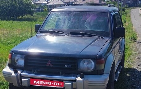 Mitsubishi Montero III, 1995 год, 400 000 рублей, 1 фотография