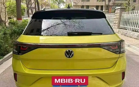 Volkswagen T-Roc I, 2022 год, 1 640 000 рублей, 4 фотография