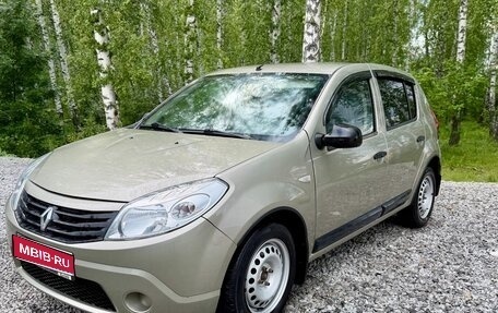 Renault Sandero I, 2010 год, 436 000 рублей, 1 фотография