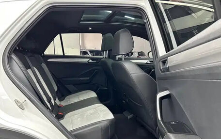 Volkswagen T-Roc I, 2022 год, 1 578 000 рублей, 11 фотография