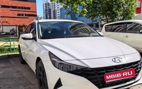 Hyundai Elantra, 2021 год, 1 770 000 рублей, 6 фотография