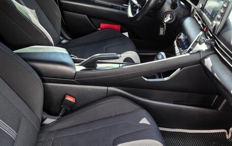 Hyundai Elantra, 2021 год, 1 770 000 рублей, 15 фотография