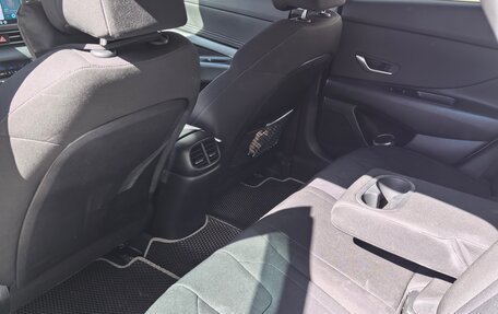 Hyundai Elantra, 2021 год, 1 770 000 рублей, 24 фотография