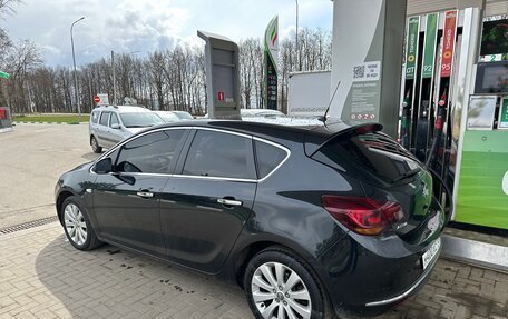 Opel Astra J, 2013 год, 730 000 рублей, 3 фотография
