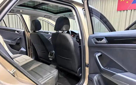 Volkswagen T-Roc I, 2022 год, 1 550 000 рублей, 12 фотография