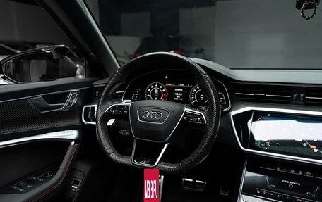 Audi RS 6, 2021 год, 12 100 777 рублей, 11 фотография