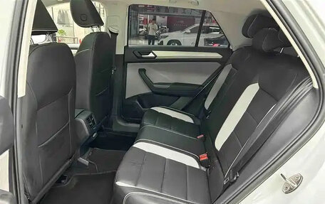 Volkswagen T-Roc I, 2022 год, 1 570 000 рублей, 10 фотография