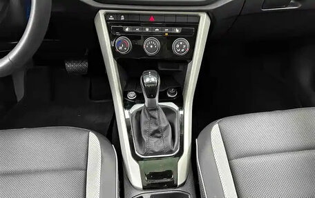 Volkswagen T-Roc I, 2022 год, 1 570 000 рублей, 11 фотография