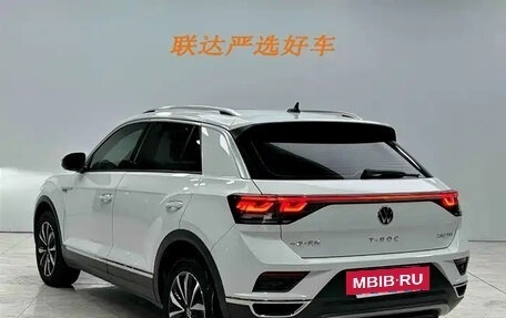 Volkswagen T-Roc I, 2022 год, 1 570 000 рублей, 4 фотография