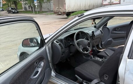 Mitsubishi Colt VI рестайлинг, 2002 год, 190 000 рублей, 7 фотография