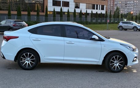 Hyundai Solaris II рестайлинг, 2017 год, 1 250 000 рублей, 3 фотография