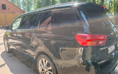KIA Carnival III, 2019 год, 2 500 000 рублей, 8 фотография