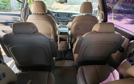 KIA Carnival III, 2019 год, 2 500 000 рублей, 12 фотография