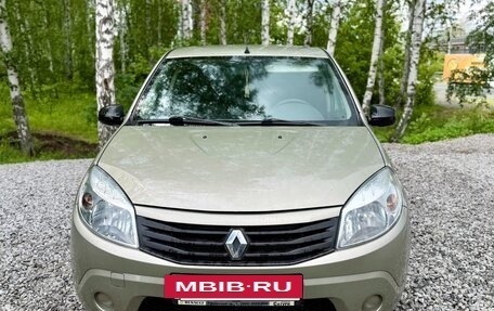 Renault Sandero I, 2010 год, 436 000 рублей, 2 фотография