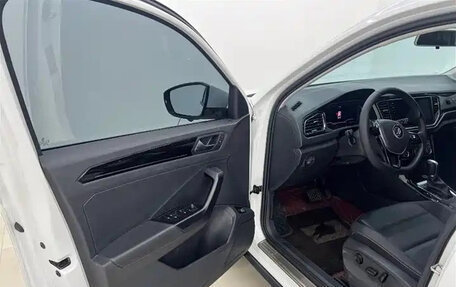 Volkswagen T-Roc I, 2022 год, 1 490 000 рублей, 8 фотография