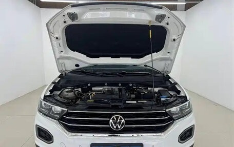 Volkswagen T-Roc I, 2022 год, 1 490 000 рублей, 12 фотография