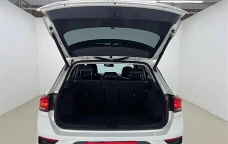 Volkswagen T-Roc I, 2022 год, 1 490 000 рублей, 13 фотография