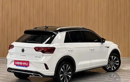 Volkswagen T-Roc I, 2022 год, 1 470 000 рублей, 6 фотография