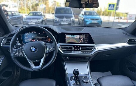 BMW 3 серия, 2019 год, 3 350 000 рублей, 16 фотография