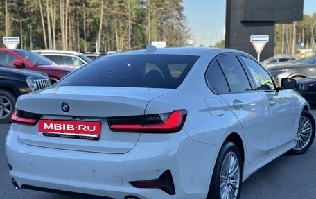 BMW 3 серия, 2019 год, 3 350 000 рублей, 21 фотография