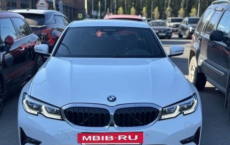 BMW 3 серия, 2019 год, 3 350 000 рублей, 33 фотография