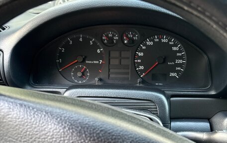 Audi A4, 1996 год, 340 000 рублей, 8 фотография