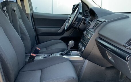 Land Rover Freelander II рестайлинг 2, 2013 год, 1 649 000 рублей, 20 фотография
