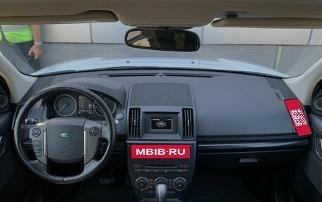 Land Rover Freelander II рестайлинг 2, 2013 год, 1 649 000 рублей, 13 фотография