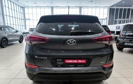 Hyundai Tucson III, 2016 год, 1 799 000 рублей, 6 фотография