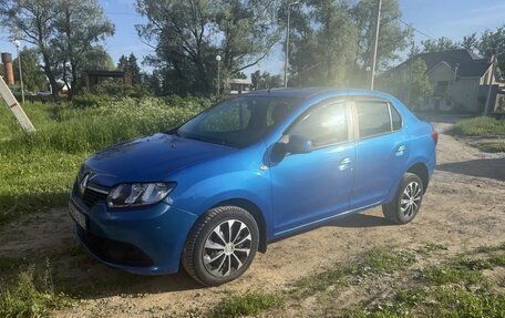 Renault Logan II, 2017 год, 475 000 рублей, 1 фотография