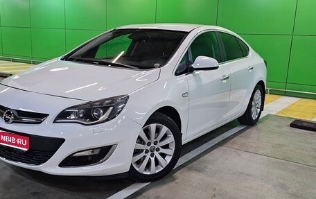 Opel Astra J, 2013 год, 1 090 000 рублей, 1 фотография