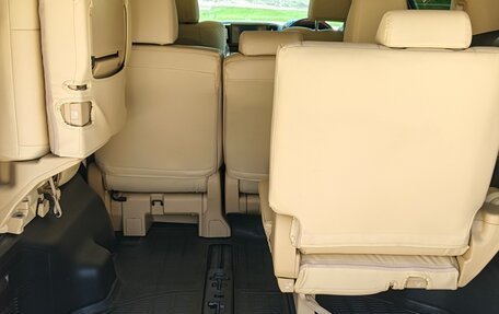 Toyota Alphard III, 2017 год, 3 000 000 рублей, 24 фотография