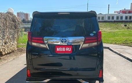 Toyota Alphard III, 2017 год, 3 000 000 рублей, 26 фотография