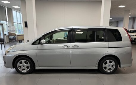 Toyota ISis I, 2009 год, 970 000 рублей, 2 фотография